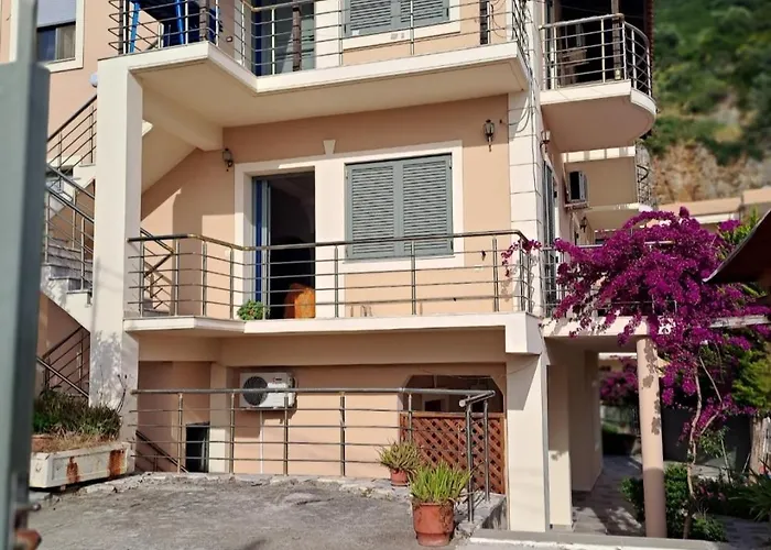 Joana 2 Vlorë